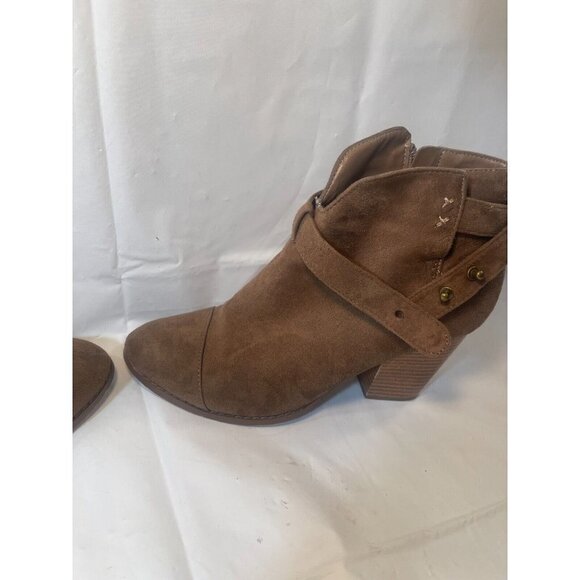 CHARLOTTE Russe Khaki Women's Ankle Faux Suede Boots Size 9 Side Zipper - Picture 9 of 14